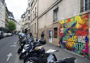 Mix the colors of your life with MAC!