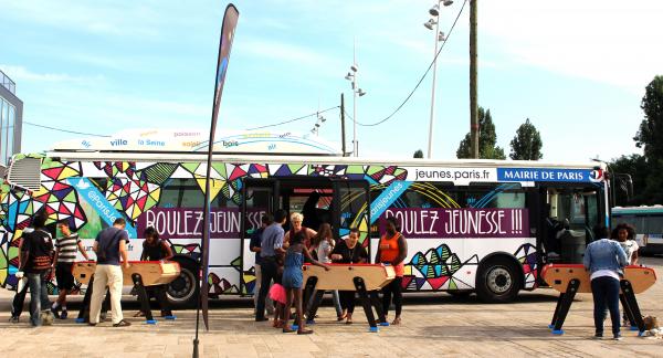 La jeunesse parisienne réinvente la capitale