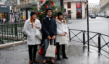 Marks & Spencer célèbrent les fêtes dans les rues de Paris