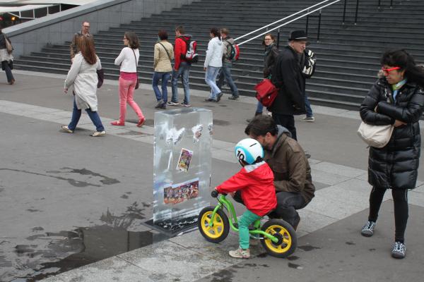 Le manga préféré des français en taille réelle dans Paris !