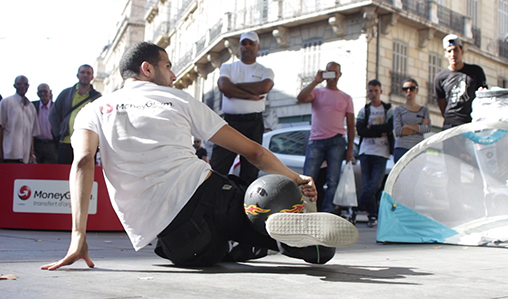 Moneygram défie les fans de football