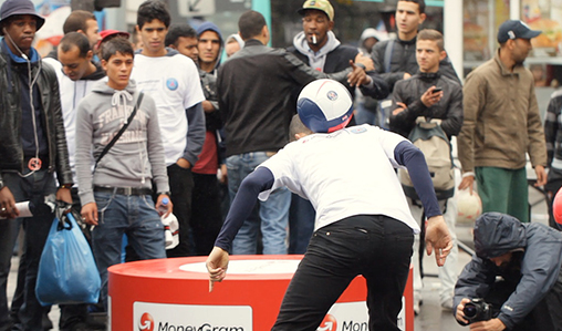 Moneygram défie les fans de football