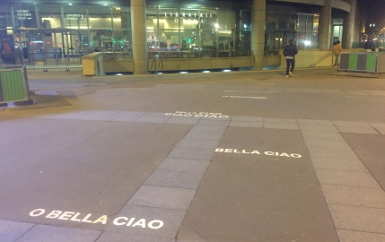 Les héros de La Casa de Papel s'emparent des murs de Paris