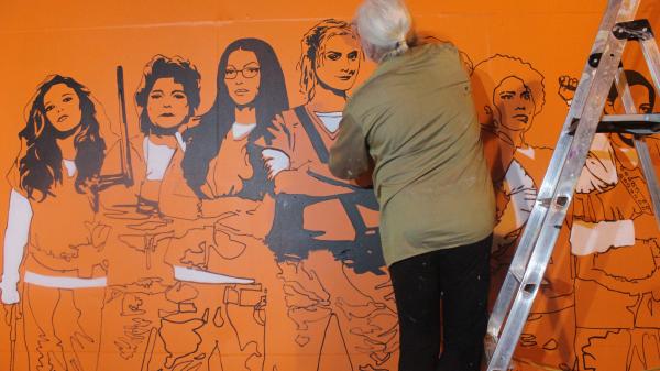 Trois grandes fresques murales format XXL exposées en plein cœur de Paris