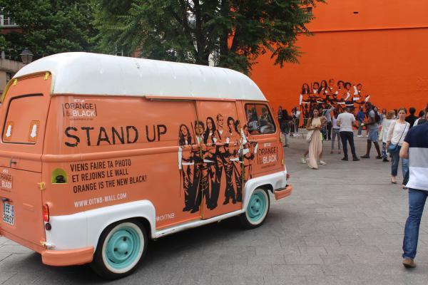 Trois grandes fresques murales format XXL exposées en plein cœur de Paris