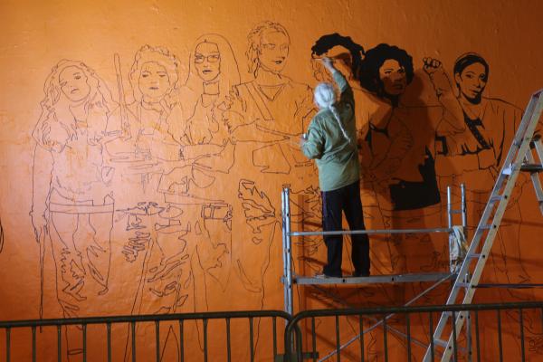 Trois grandes fresques murales format XXL exposées en plein cœur de Paris