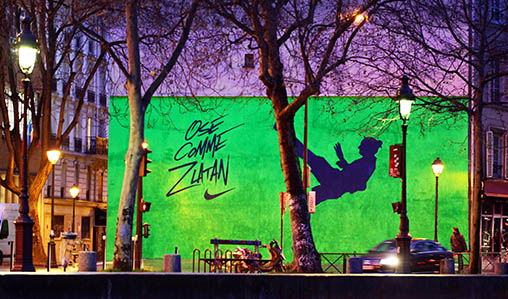 Une fresque Zlatanesque envahit la capitale avec Nike !