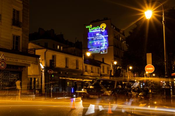 Ghost hunting with the #LuigiParisHalloween