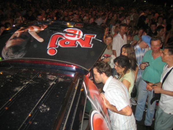 NRJ prend un bain de foule