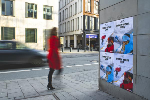 Oakley ramène les pistes de ski en ville