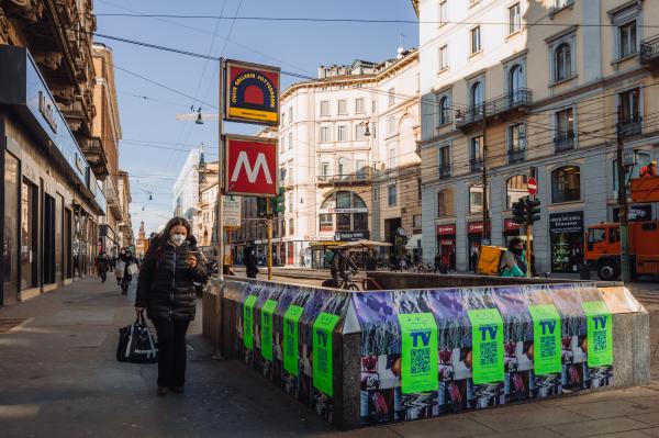 Off-White pushes the boundaries of phygital