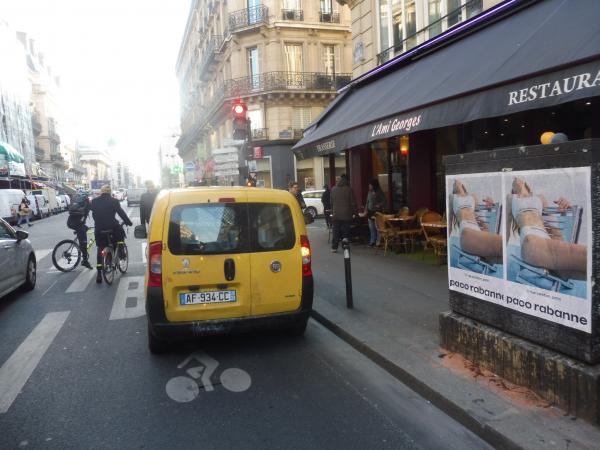 Paco Rabanne dévoile sa bodyline à l'esthétique streetwear