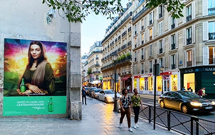 Perrier, a sparkling Mona Lisa