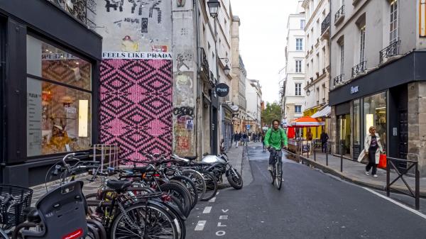 The new Prada paterns are on show in Paris!