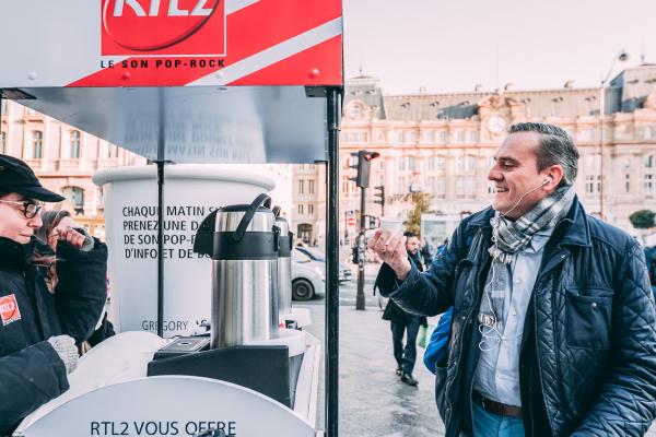 Un café à l'heure du 