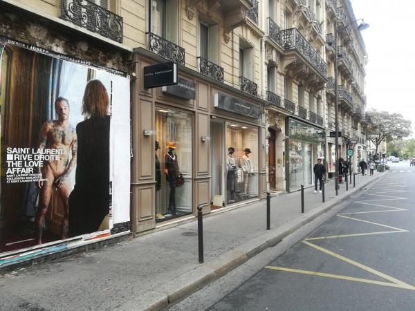 Sortez couverts avec l’homme nu de Saint Laurent