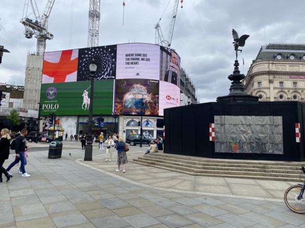 Mirror, my beautiful mirror