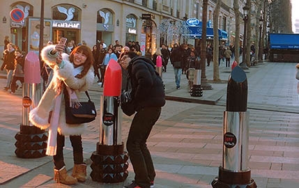 An XXL format campaign on everyone's lips