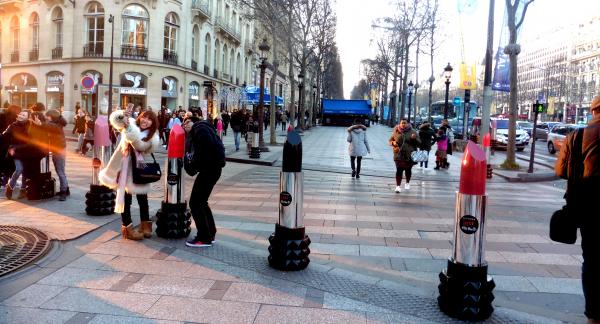 An XXL format campaign on everyone's lips