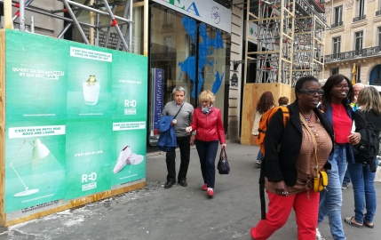 Qu’est ce qui est vert et qui est clair ? C'est Red by SFR !