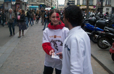 Le dieu de la guerre s'empare de Paris