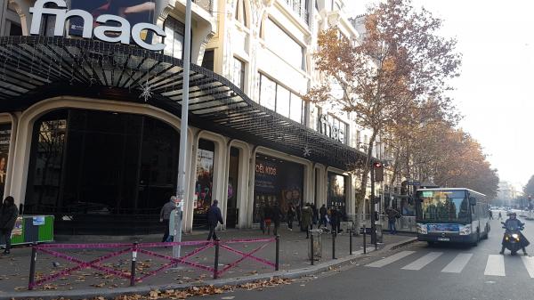 Police line, do not cross!