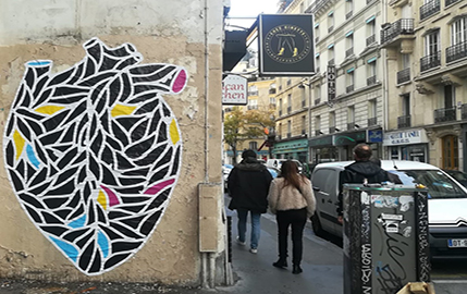 The YD fait vibrer les cœurs avec un visuel à l'image du groupe pop-électro !