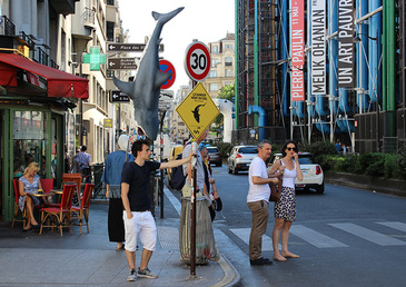 Attention requins à Paris