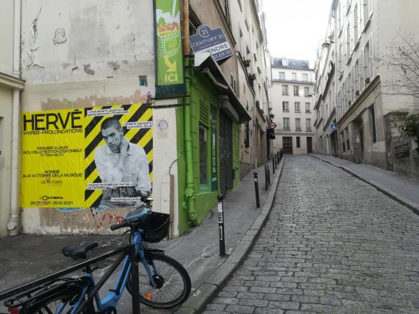 Hervé joue les prolongations