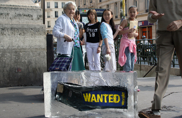 Break the Ice and win a treasure!